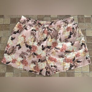 Time and Tru Linen Shorts Size Large